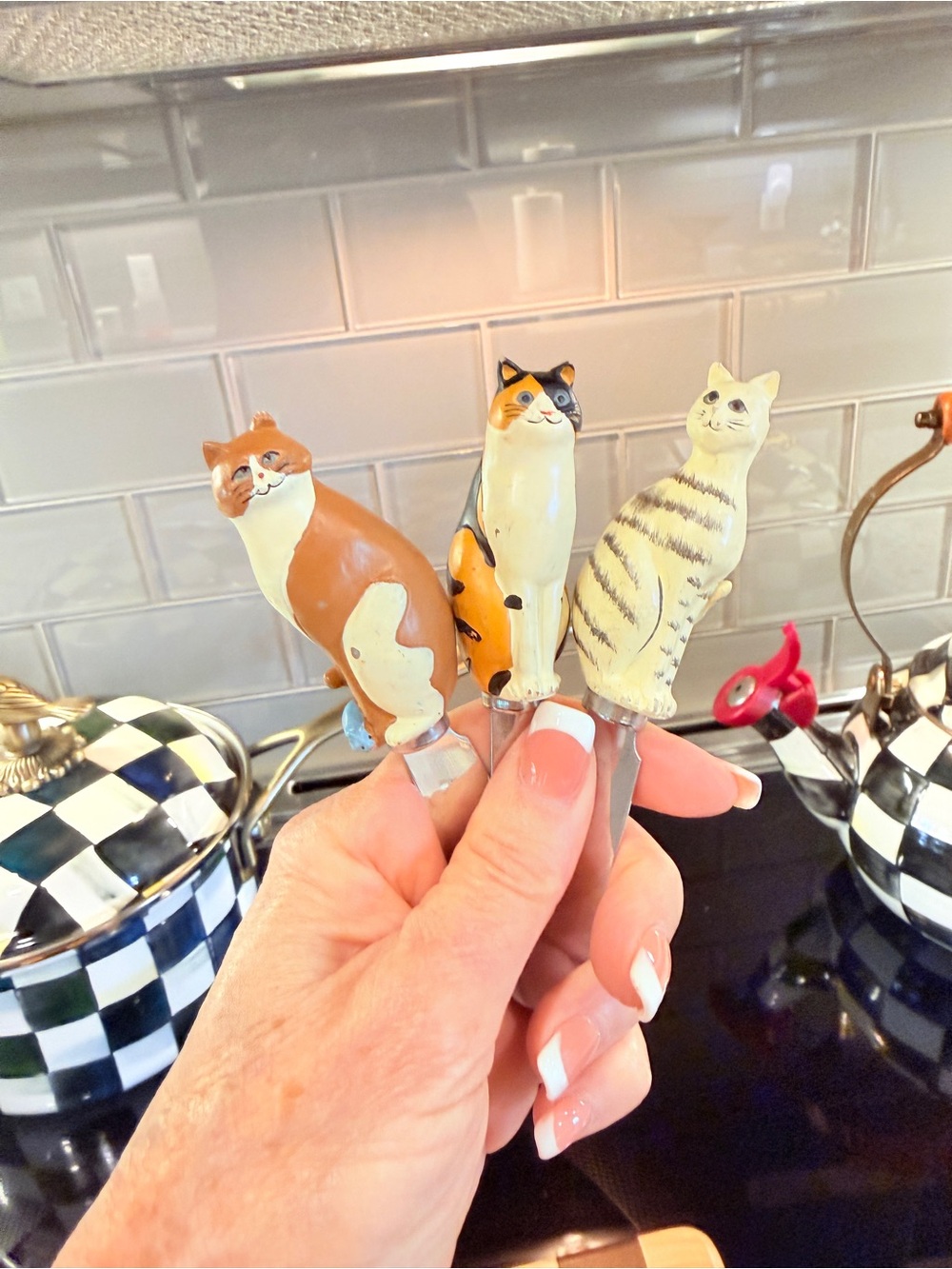 Set of 3 Cat-Handle kitsch Spreaders - Picture 9 of 9